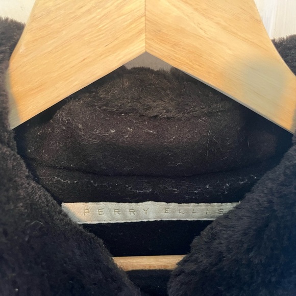 Perry Ellis full length wool coat - Picture 6 of 16